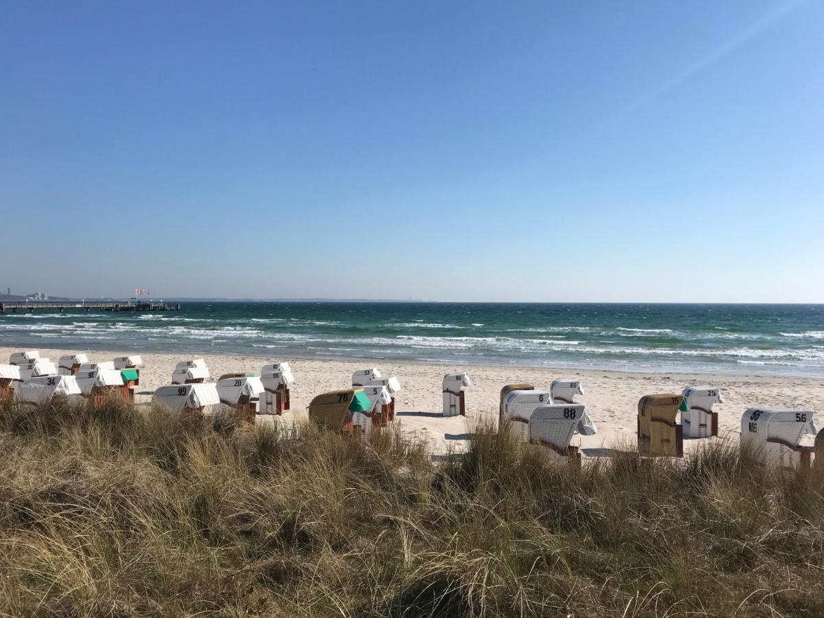Bellevue 16 Kamare - Direkte Strandlage Scharbeutz Exteriör bild